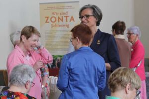 Charterfeier - ZONTA Schleswig - Rathaus